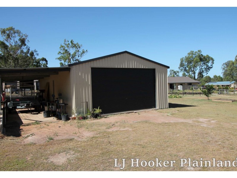 23 Stephenson Cres, Kensington Grove QLD 4341