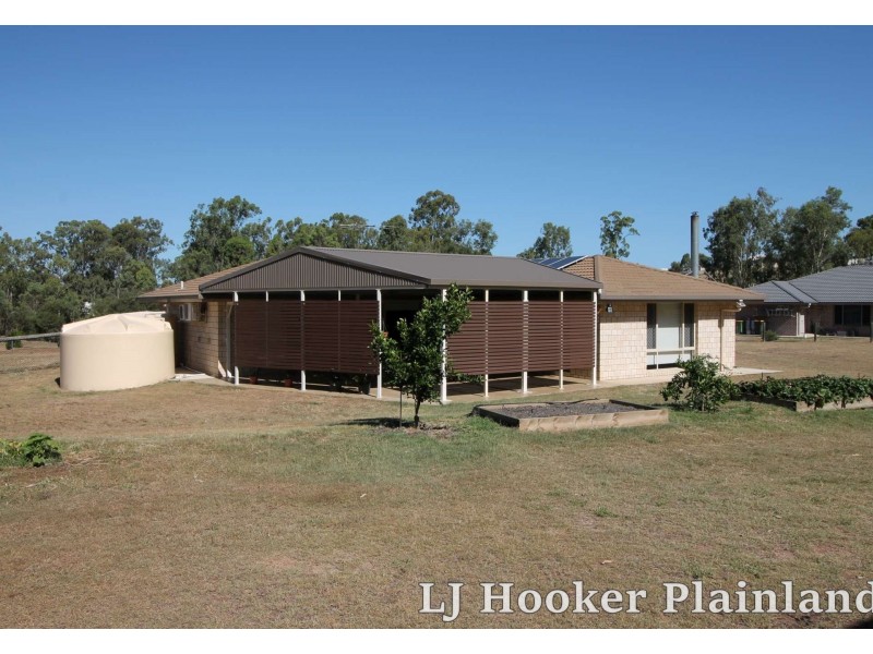 23 Stephenson Cres, Kensington Grove QLD 4341