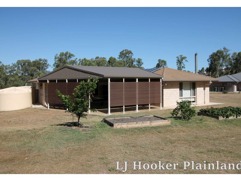 23 Stephenson Cres, Kensington Grove QLD 4341