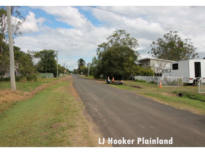 38 Church St, Forest Hill QLD 4342