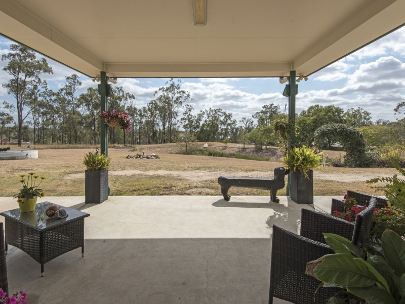 70 LAKES DRIVE, Laidley Heights QLD 4341