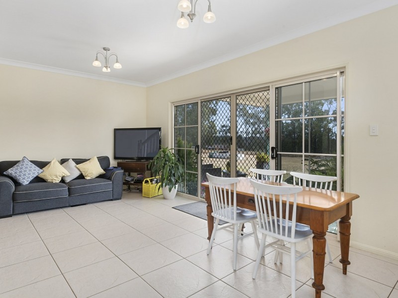 70 LAKES DRIVE, Laidley Heights QLD 4341