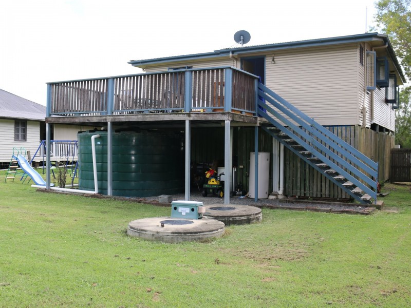 71 GIPPS STREET, Calvert QLD 4340