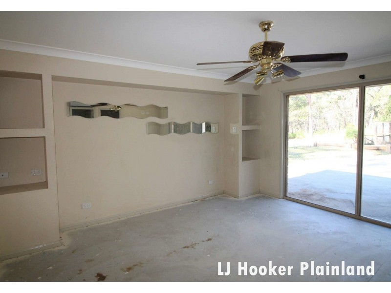 22 Waddington Parade, Plainland QLD 4341