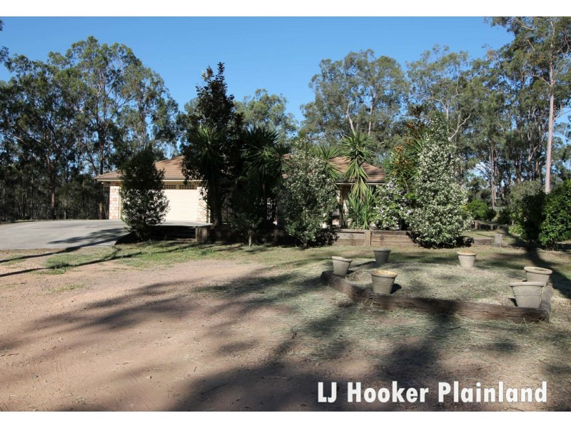 22 Waddington Parade, Plainland QLD 4341