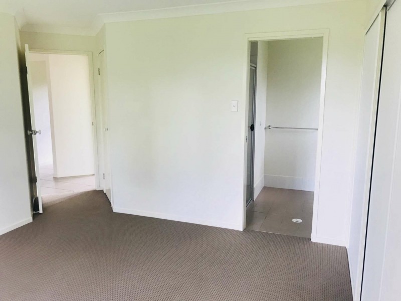 6 Boysen Court, Adare QLD 4343