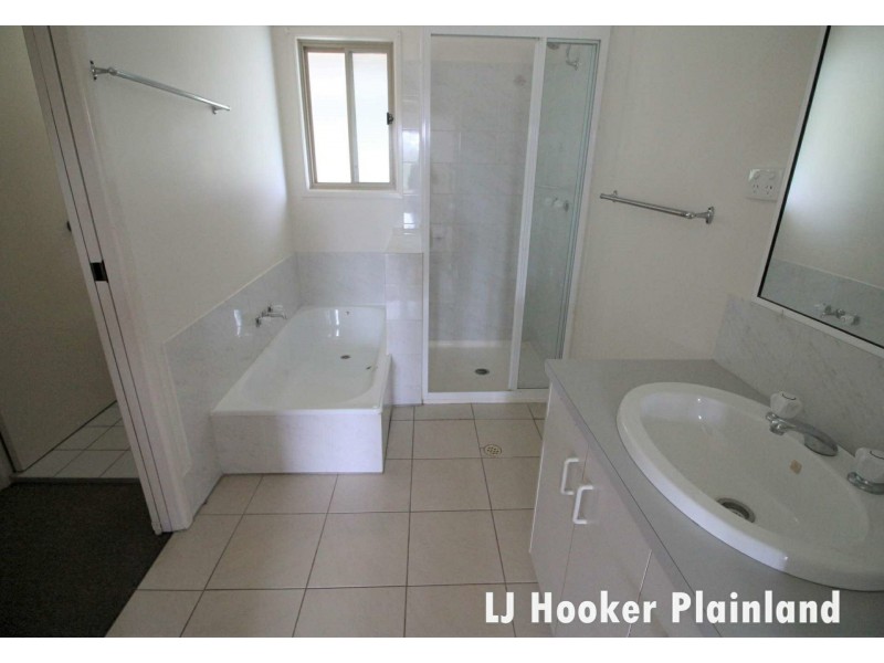 97 Thallon Rd, Kensington Grove QLD 4341