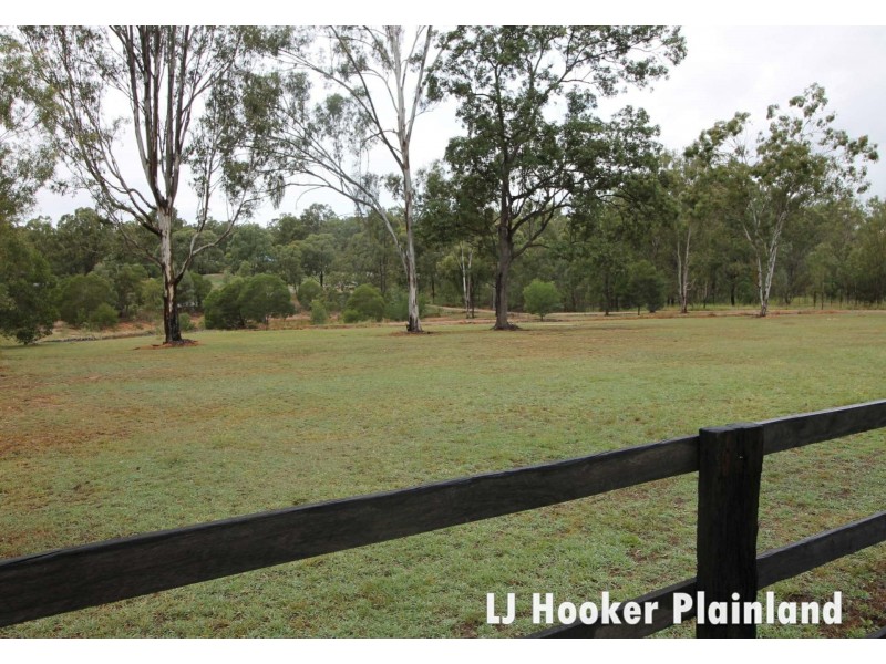 97 Thallon Rd, Kensington Grove QLD 4341