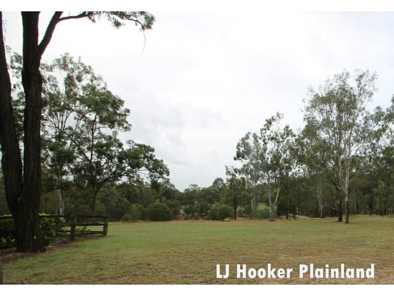 97 Thallon Rd, Kensington Grove QLD 4341