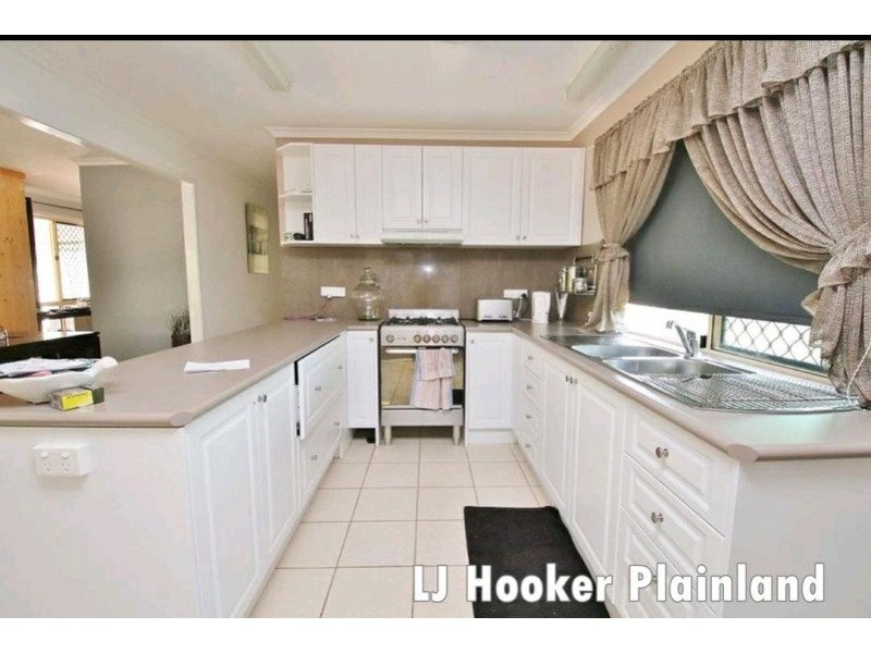 55 Cricket Road, Regency Downs QLD 4341