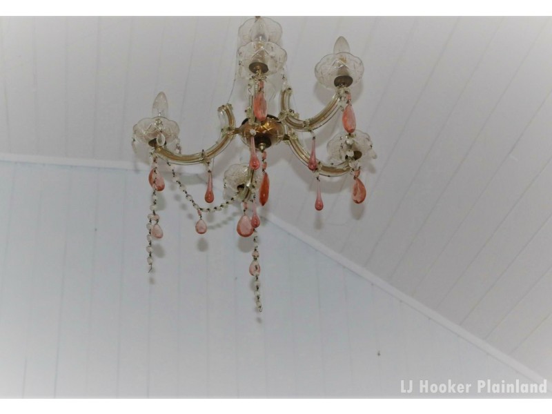 6 William Street, Grantham QLD 4347