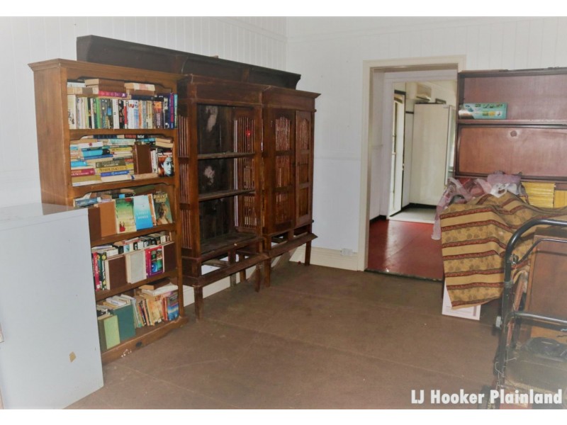 6 William Street, Grantham QLD 4347