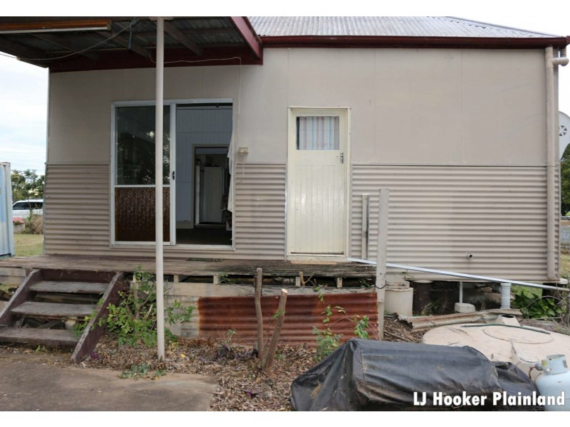 6 William Street, Grantham QLD 4347