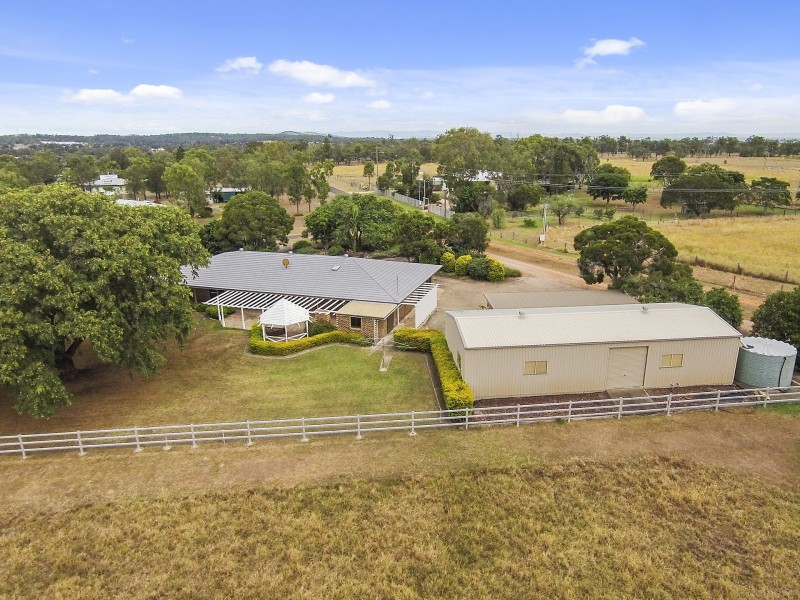 5 Zernike Rd, Lockrose QLD 4342