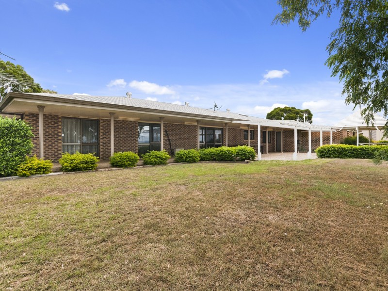 5 Zernike Rd, Lockrose QLD 4342