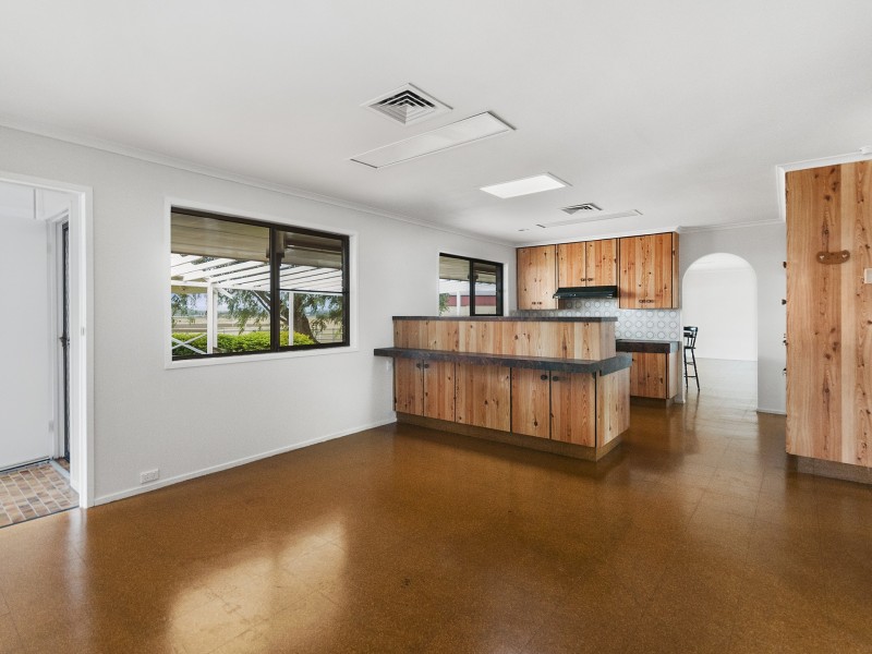 5 Zernike Rd, Lockrose QLD 4342