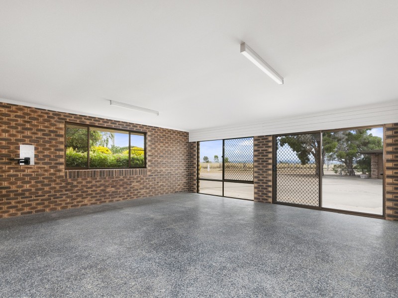 5 Zernike Rd, Lockrose QLD 4342