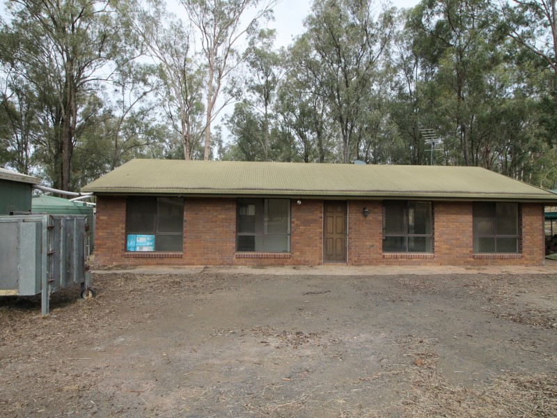 4 Richwood Ct, Kensington Grove QLD 4341