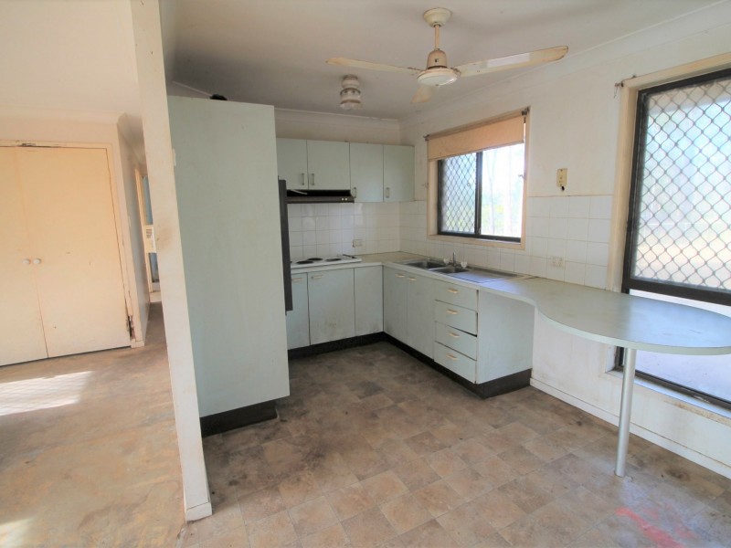 4 Richwood Ct, Kensington Grove QLD 4341