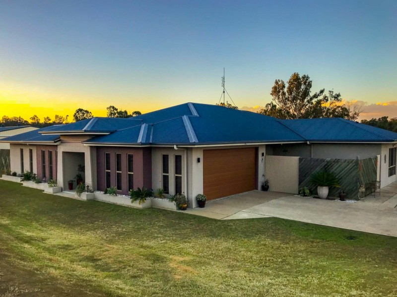 35 Gumtip Dr, Adare QLD 4343
