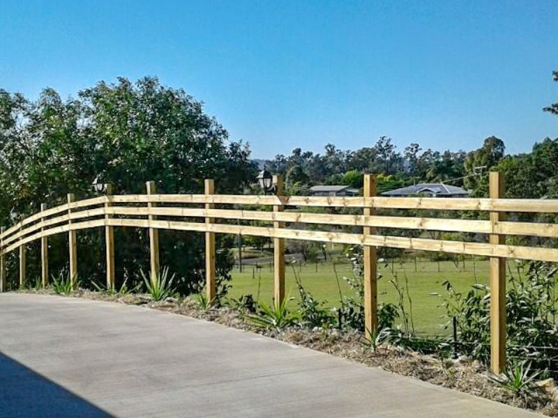 135 Lakes Dr, Laidley Heights QLD 4341