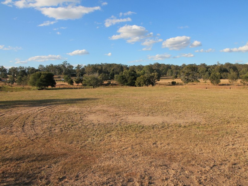 23 Carol Anne Ct, Regency Downs QLD 4341