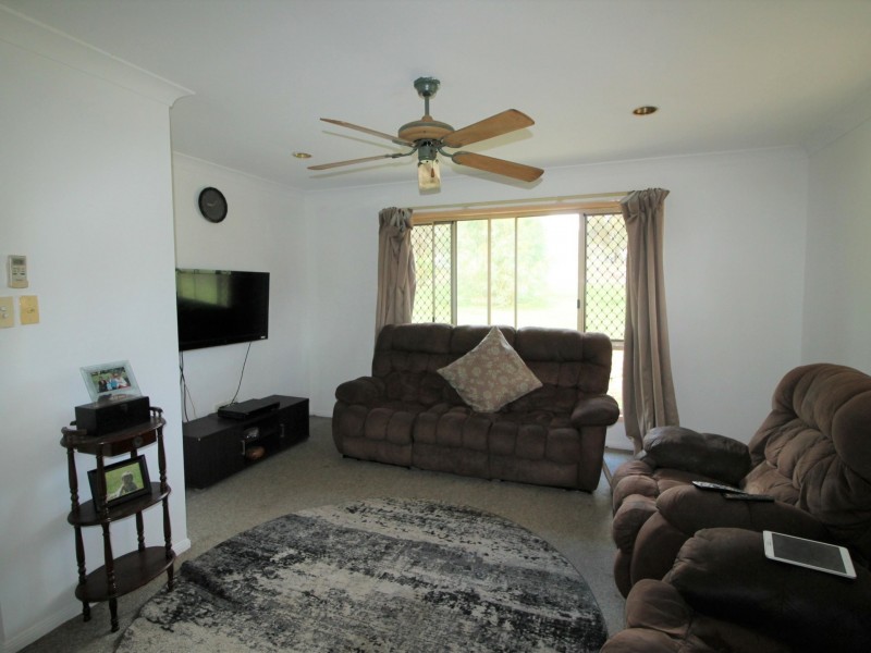 25 Walnut Drive, Brightview QLD 4311