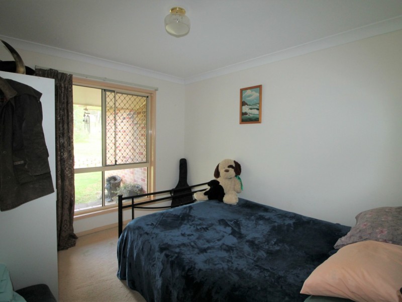 25 Walnut Drive, Brightview QLD 4311