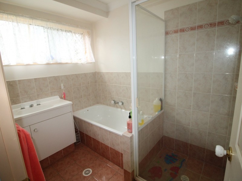 25 Walnut Drive, Brightview QLD 4311