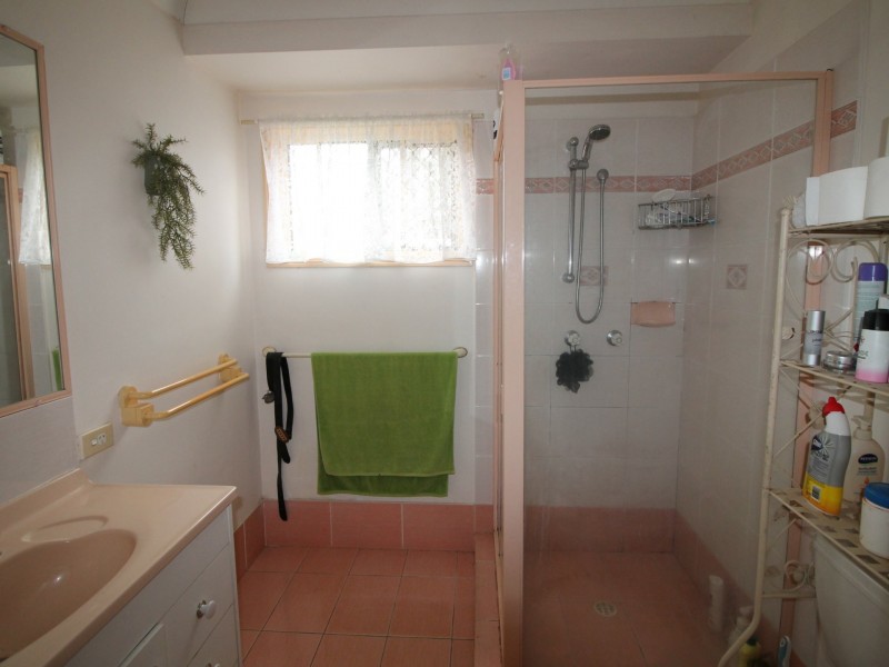 25 Walnut Drive, Brightview QLD 4311