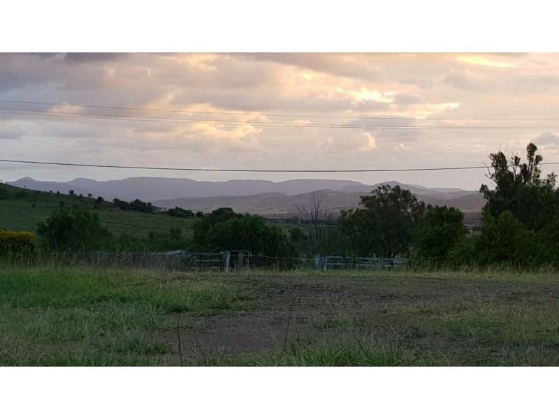 35b Pats Rd, Plainland QLD 4341