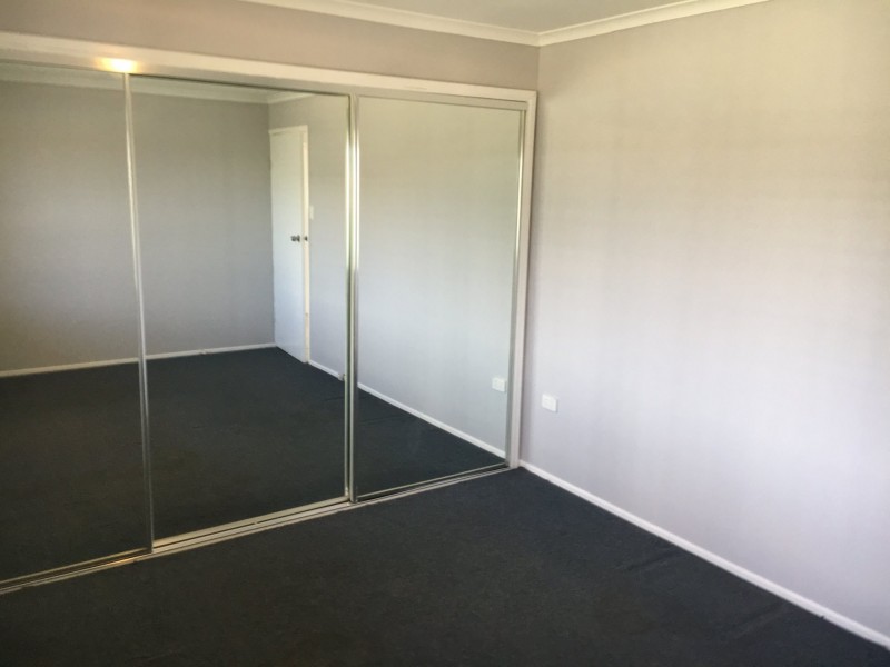 33 William St, Forest Hill QLD 4342