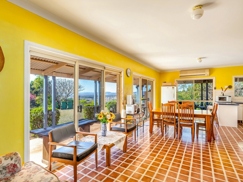 16 Weier Rd, Plainland QLD 4341