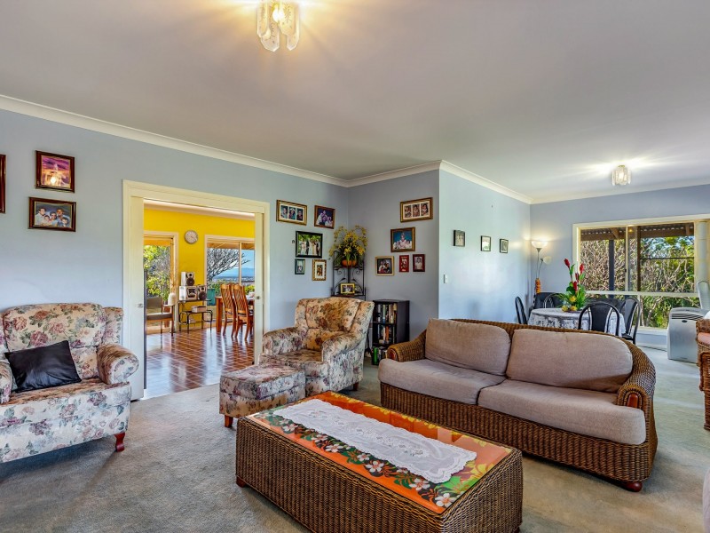 16 Weier Rd, Plainland QLD 4341