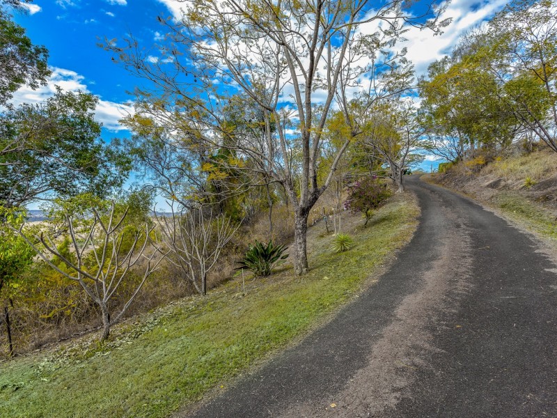 16 Weier Rd, Plainland QLD 4341