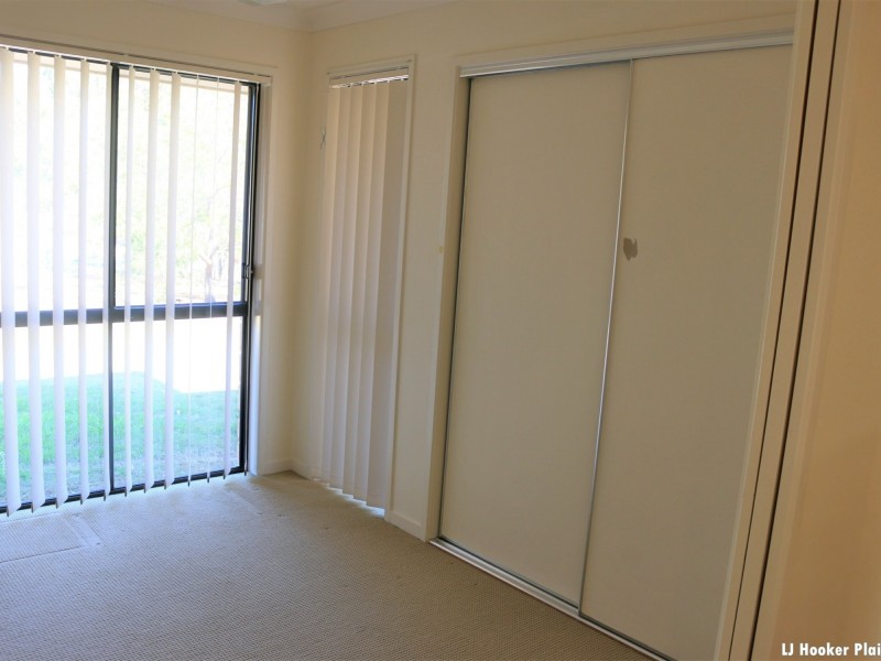 27 Andrews Court, Regency Downs QLD 4341