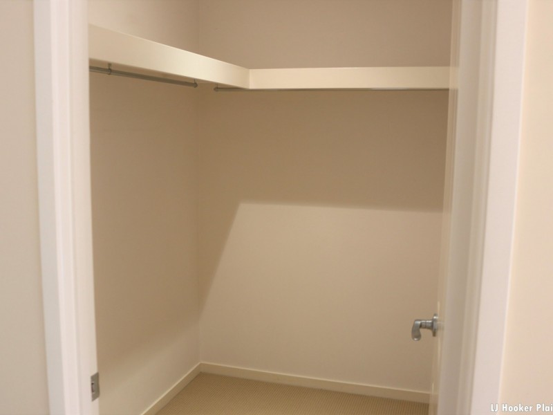 27 Andrews Court, Regency Downs QLD 4341