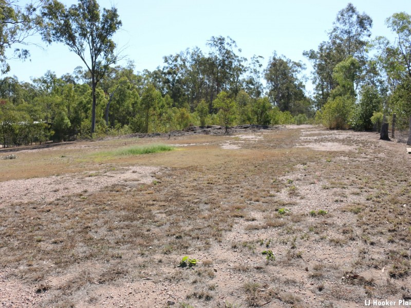 27 Andrews Court, Regency Downs QLD 4341