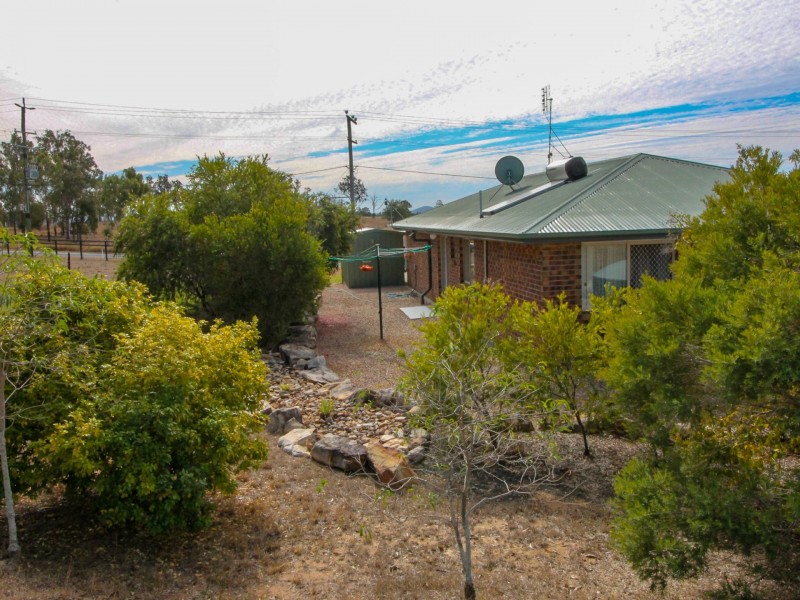 34 Laurette Dr, Glenore Grove QLD 4342