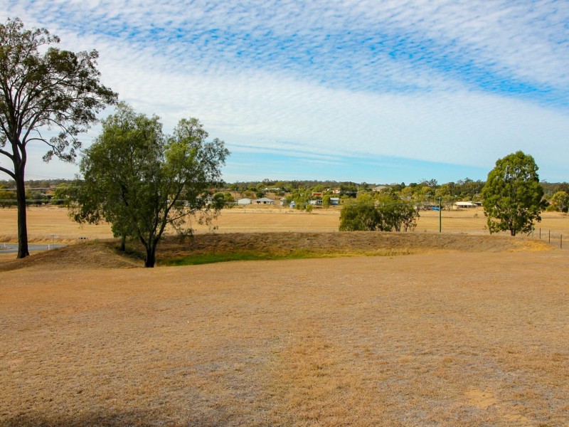 34 Laurette Dr, Glenore Grove QLD 4342