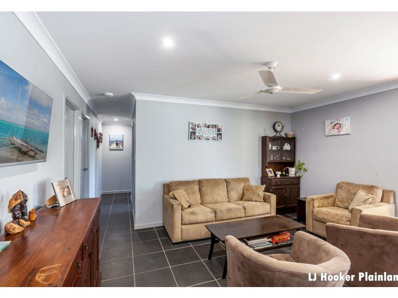 123 Peta Drive, Woodlands QLD 4343
