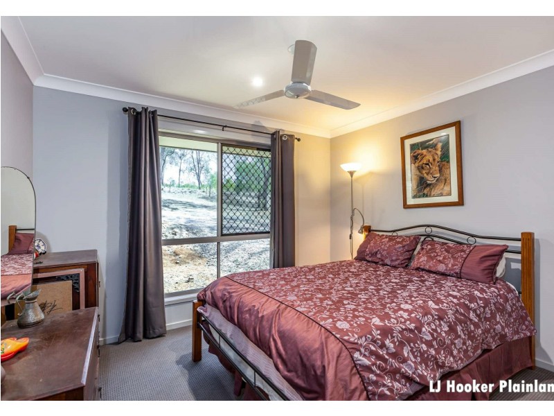 123 Peta Drive, Woodlands QLD 4343