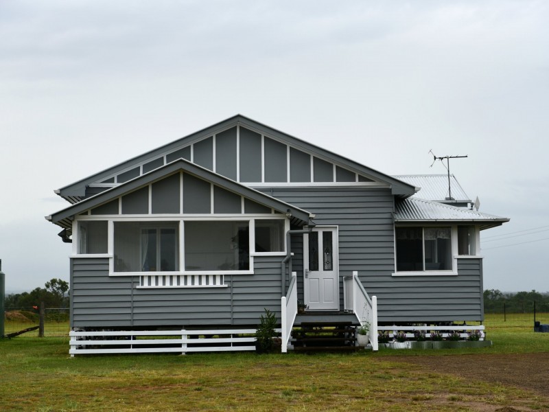 204 Watsons Rd, Mount Tarampa QLD 4311