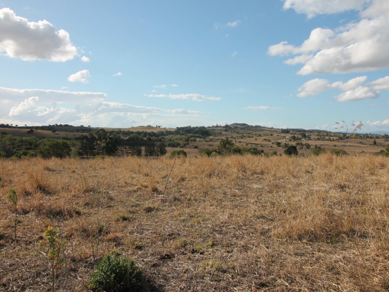 169-189 Keates Rd, Tallegalla QLD 4340