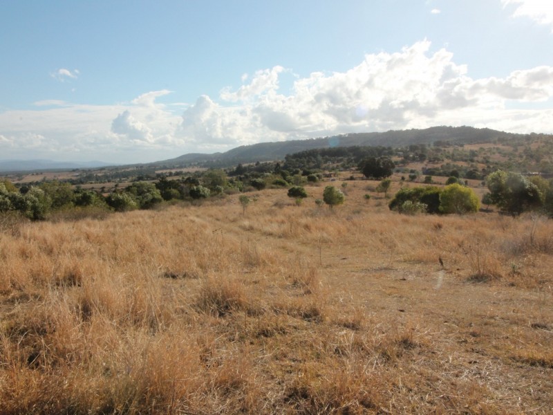 169-189 Keates Rd, Tallegalla QLD 4340