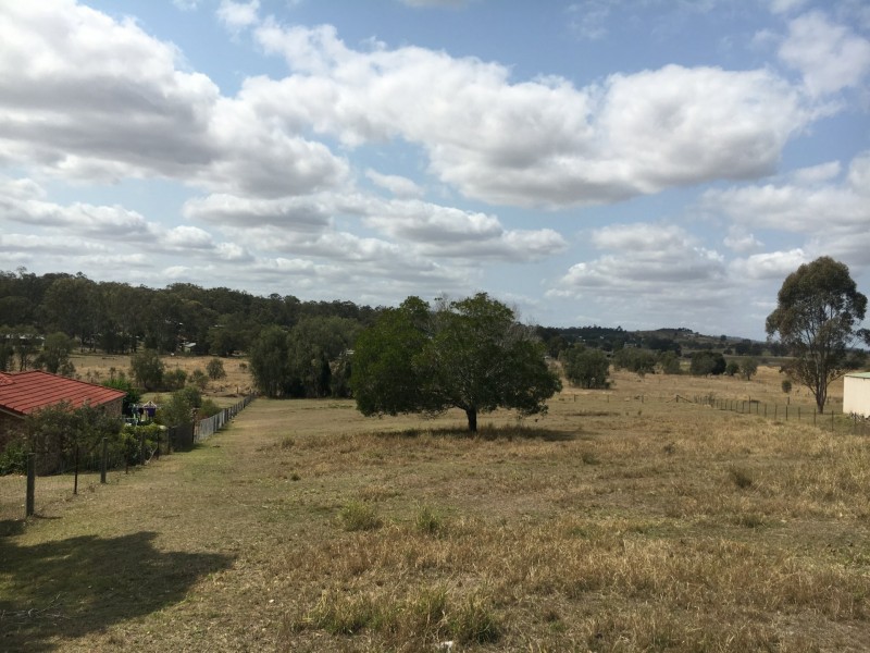 26 Carol Anne Ct, Regency Downs QLD 4341