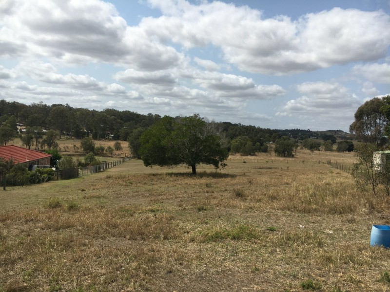 26 Carol Anne Ct, Regency Downs QLD 4341