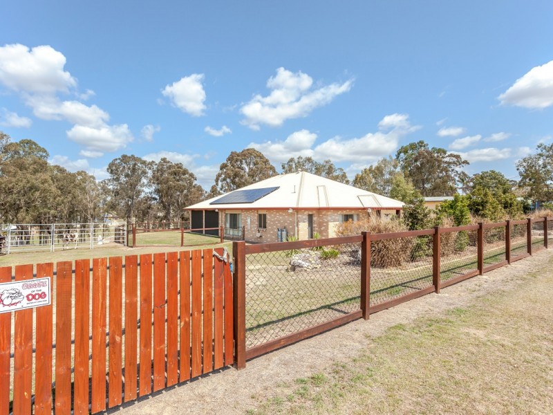 20 Hannant Road, Hatton Vale QLD 4341