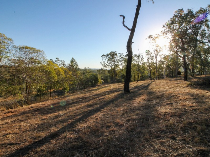 65 Peta Drive, Woodlands QLD 4343