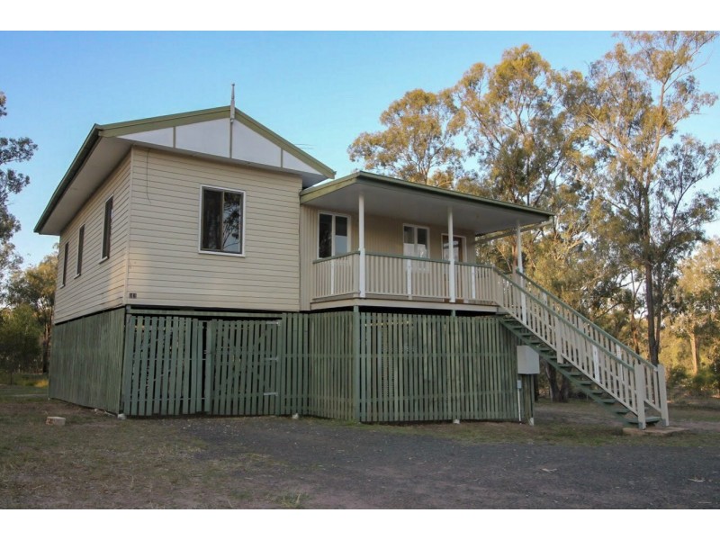 5 Richwood Court, Kensington Grove QLD 4341